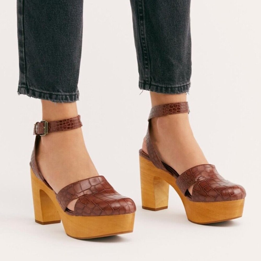 Matisse Brown Croc-Embossed Mules with Tan Wooden Heel